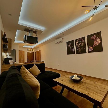 Luxury Central Baba Apartment Shkoder Ngoại thất bức ảnh