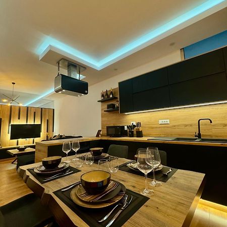 Luxury Central Baba Apartment Shkoder Ngoại thất bức ảnh