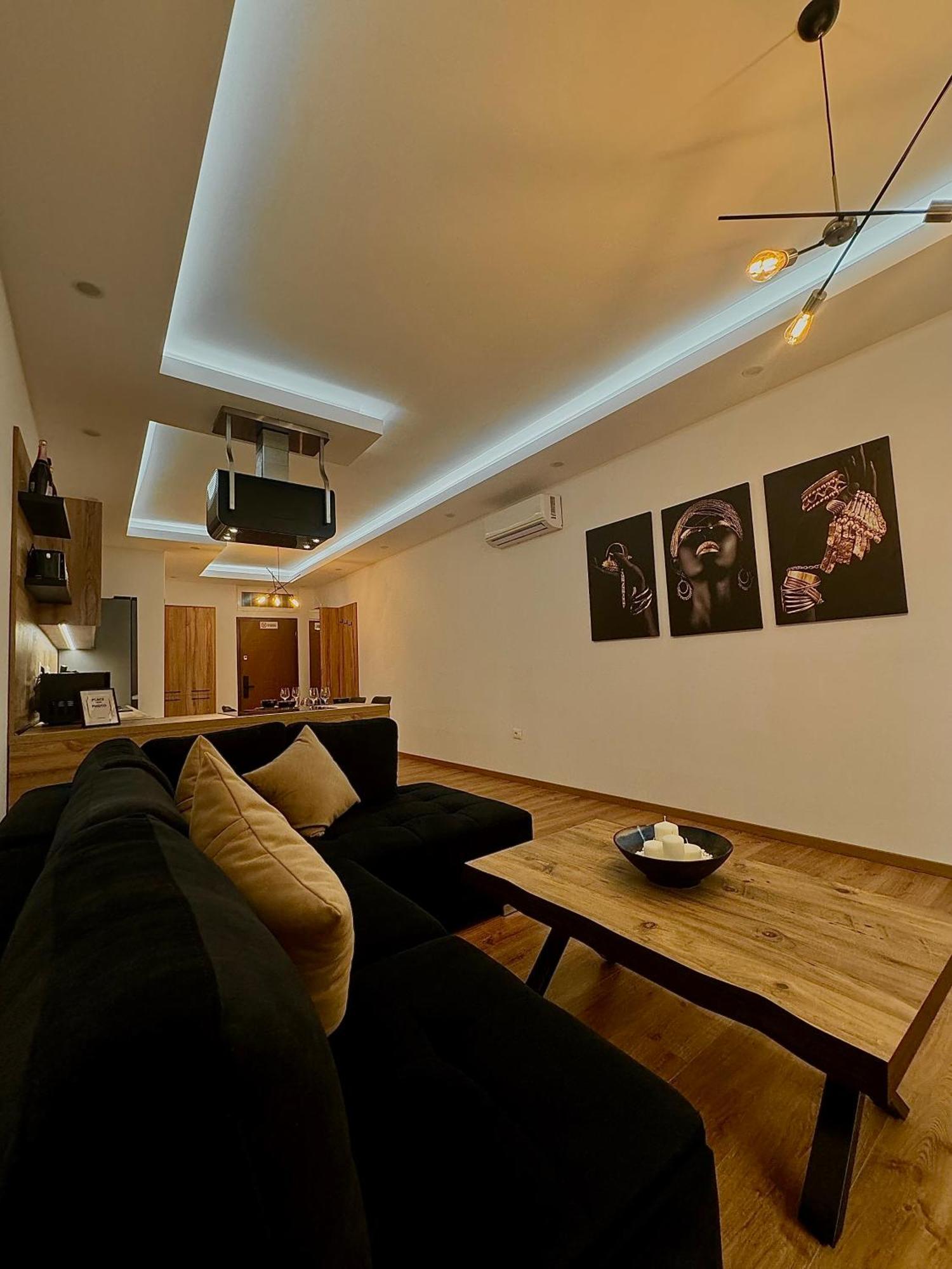 Luxury Central Baba Apartment Shkoder Ngoại thất bức ảnh